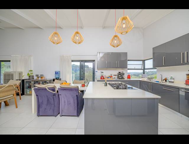 5 BEDROOM FREESTANDING FOR SALE IN SIMBITHI ECO ESTATE